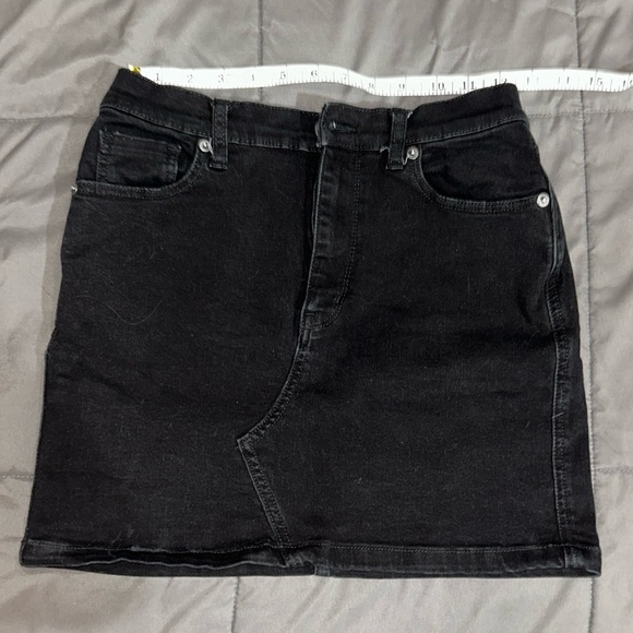 Black denim Jean skirt - Picture 1 of 3